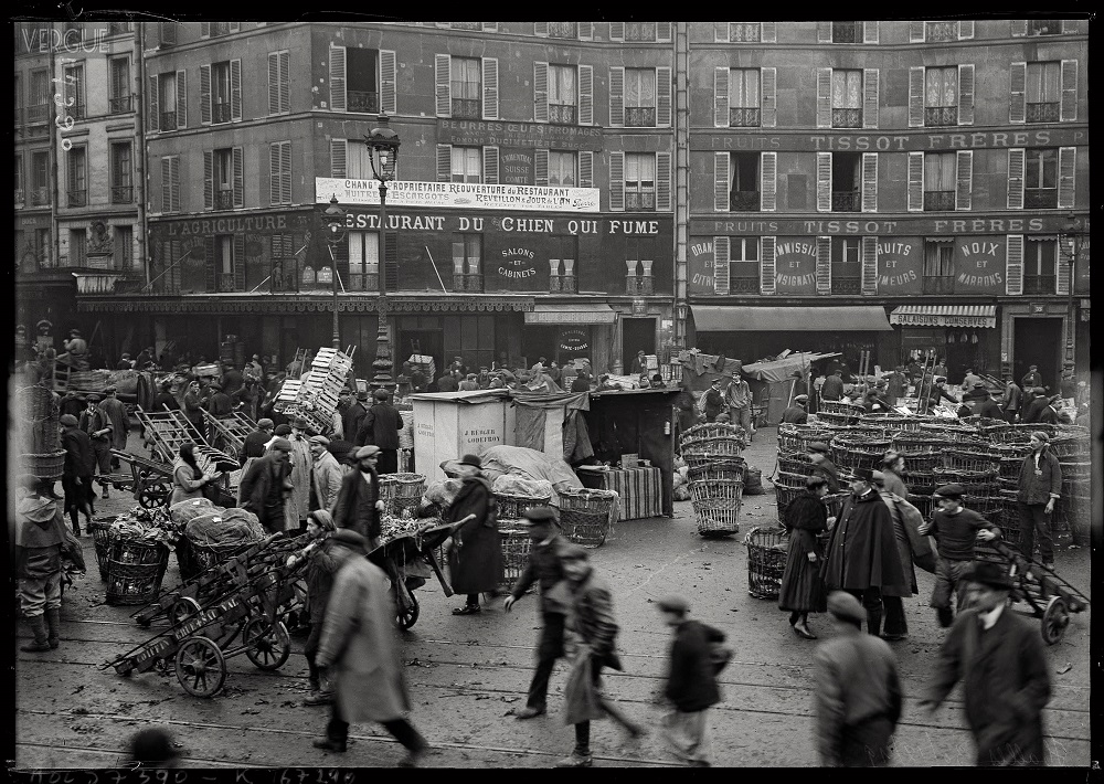 Tournée des Grands-Ducs Restaurant au Chien qui Fume Agence ROL 1919