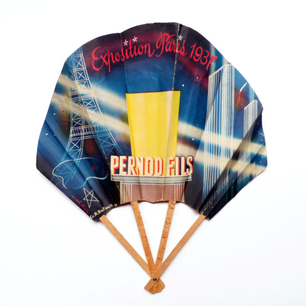 Paris 1937 International Exposition vintage fan Pernod Fils Souviens Toi De Paris view 0